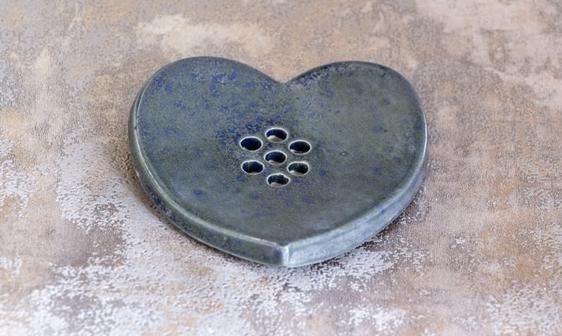 Heart-Shaped Handmade Ceramic Soap Dish - Marine