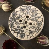 Handmade Embossed Ceramic Soap Dish - Daisy (Circular)
